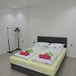 City Center Stay Apartment